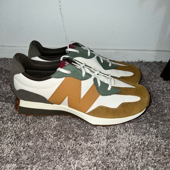New Balance Shoes - New Balance 327
